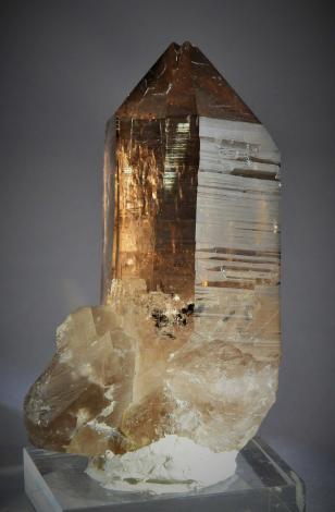 /media/images/Boutique/Quartz/Quartz%20fum%C3%A9.JPG